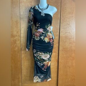 Emerald Sundae One-Shoulder Floral Dress - Black and Multicolor